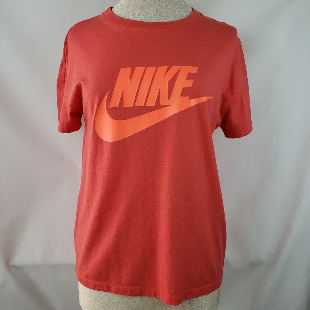 Nike tangerine hilo drop shoulder tee Medium